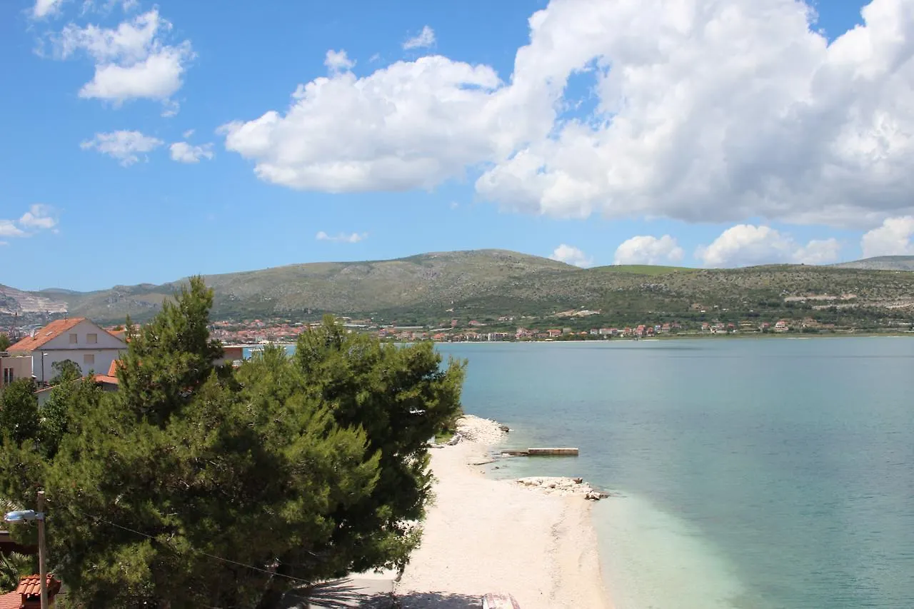 Lilac Apartments Trogir 3*,  Croatia