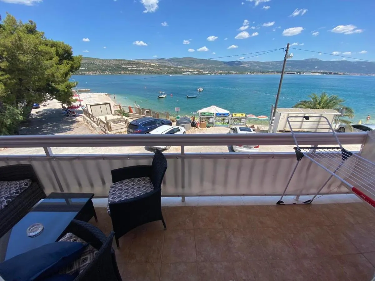 Lilac Apartments Trogir