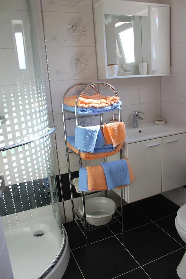 Lilac Apartments Trogir